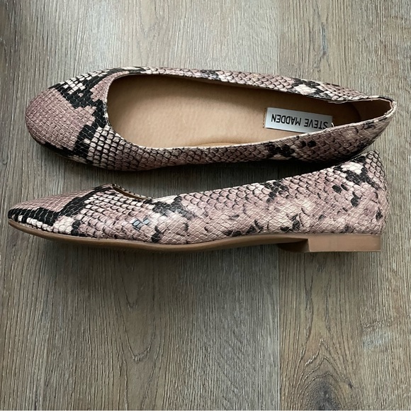 Steve Madden Danny Faux Leather Sand Python Ballerina Flats Size 9 - Picture 15 of 16